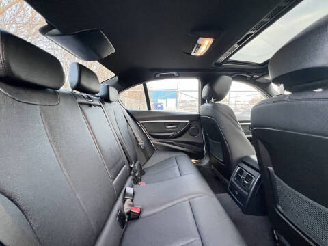 2018 BMW 3 Series 330i