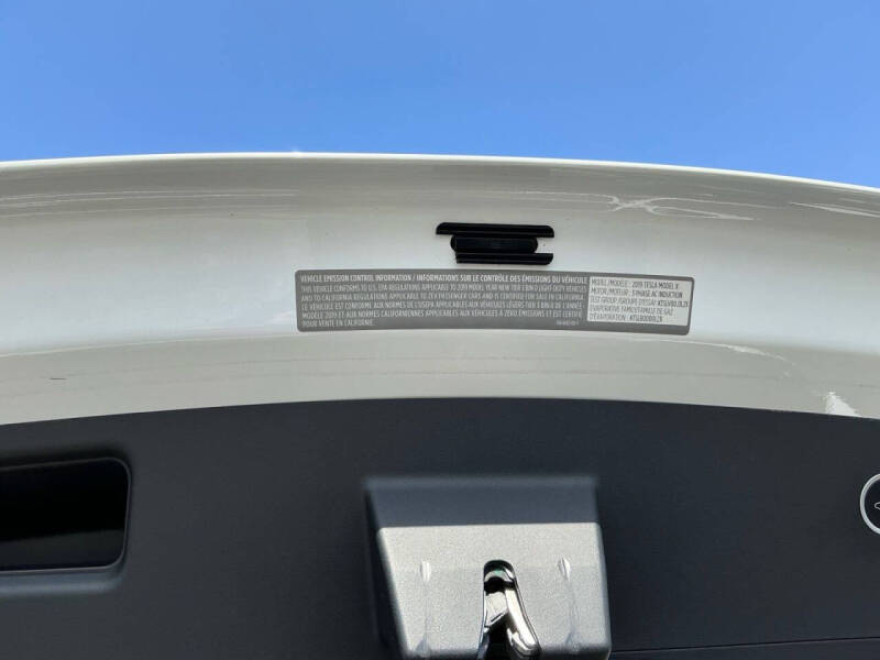 2019 Tesla Model X 75D