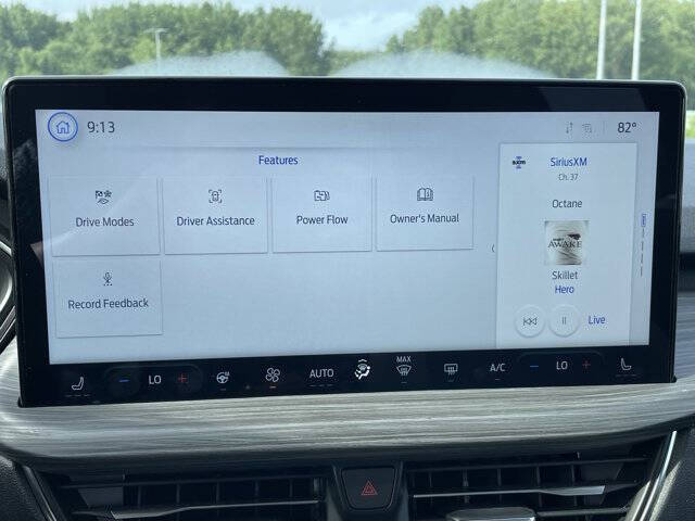 2024 Ford Escape Hybrid Platinum