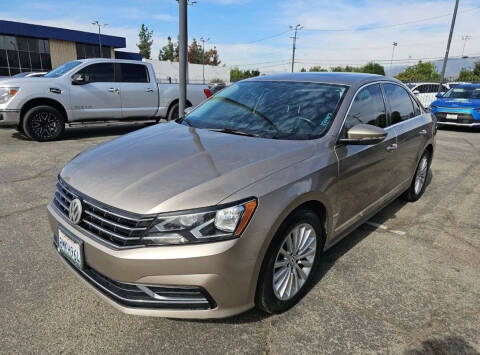 2016 Volkswagen Passat