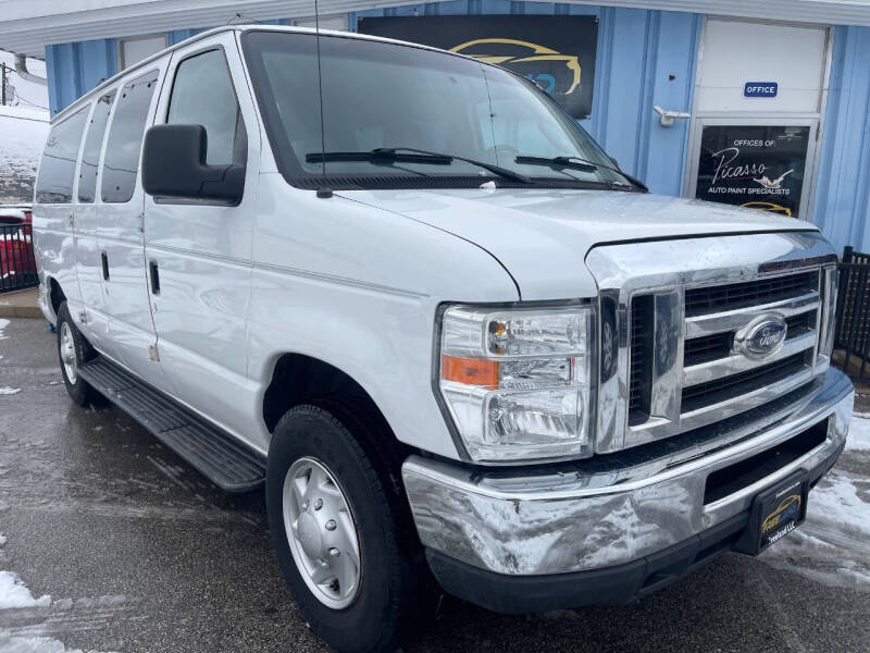 2011 Ford E-Series E-350 SD XLT