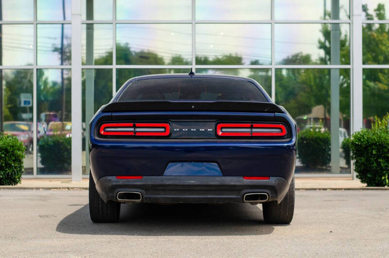 2015 Dodge Challenger SXT Plus