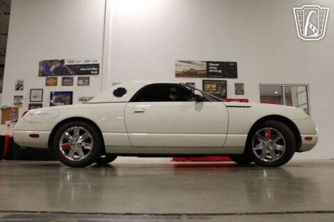 2002 Ford Thunderbird Deluxe