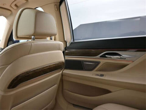 2018 BMW 7 Series 740i