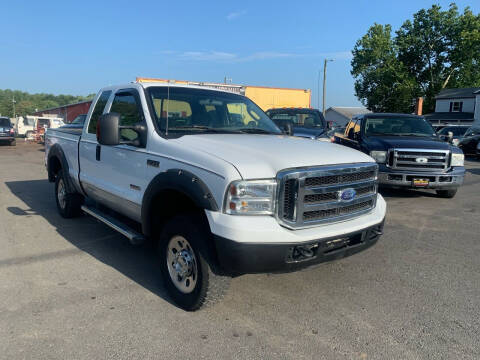 2005 Ford F-250 Super Duty for sale at Virginia Auto Mall in Woodford VA