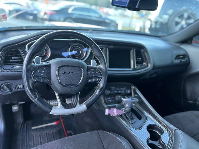 2015 Dodge Challenger SRT 392