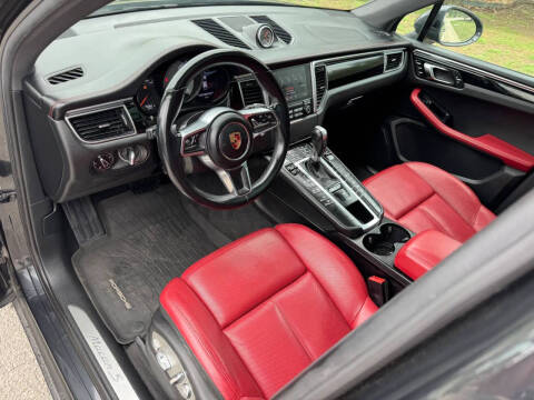2017 Porsche Macan S