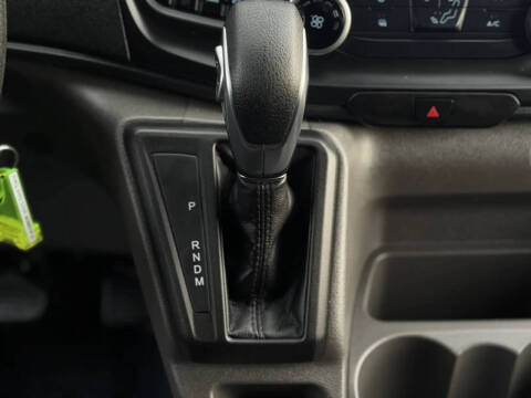 2025 Ford Transit 250
