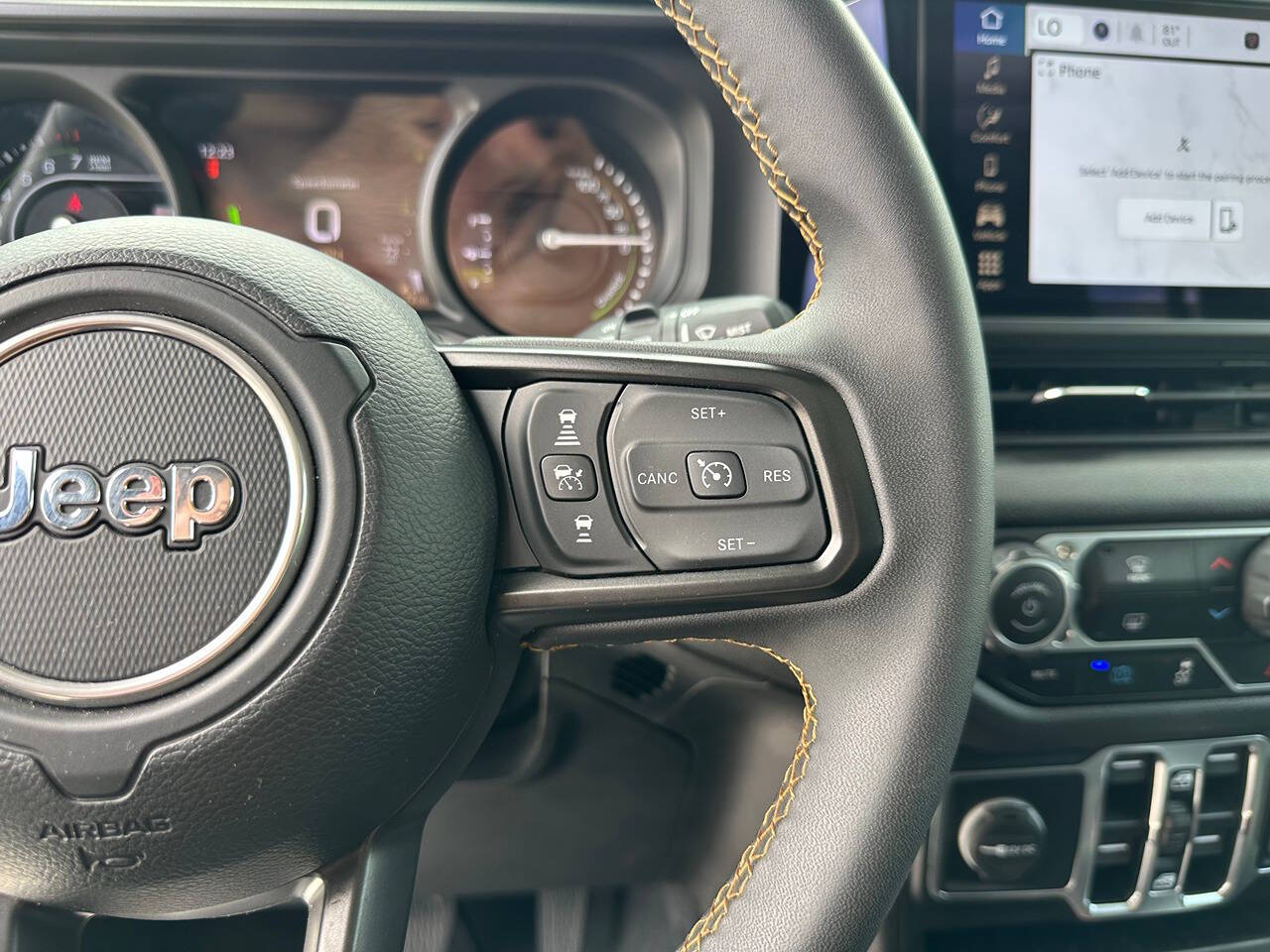 2024 Jeep Wrangler 39