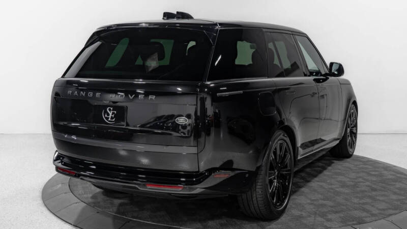 2023 Land Rover Range Rover P400 SE