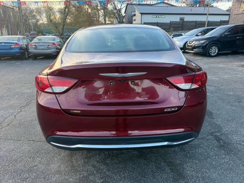 2016 Chrysler 200