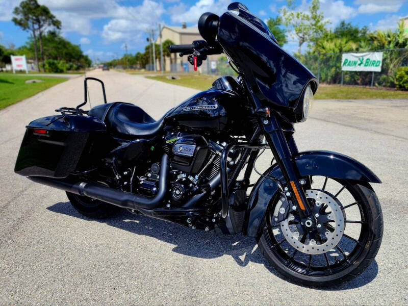 2018 Harley-Davidson Street Glide Special