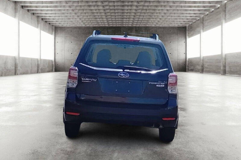 2017 Subaru Forester 2.5i