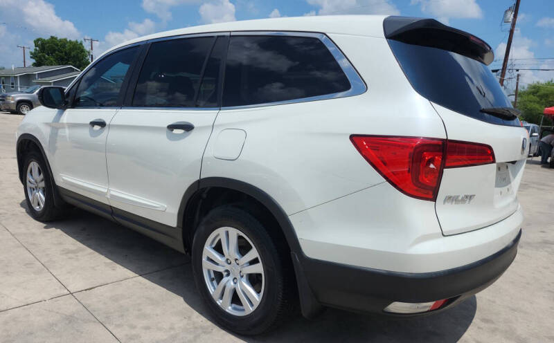 2016 Honda Pilot LX