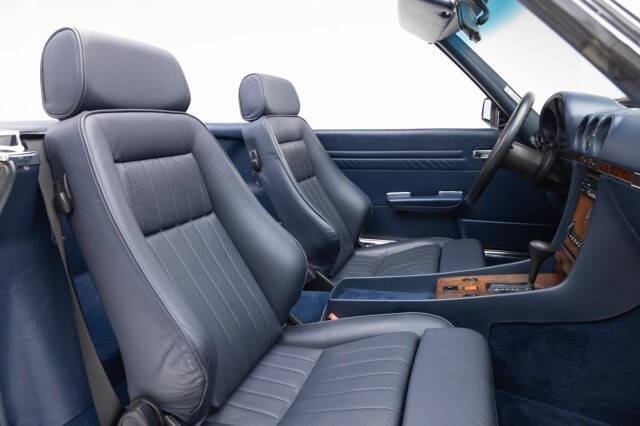 1986 Mercedes-Benz 560-Class 560 SL