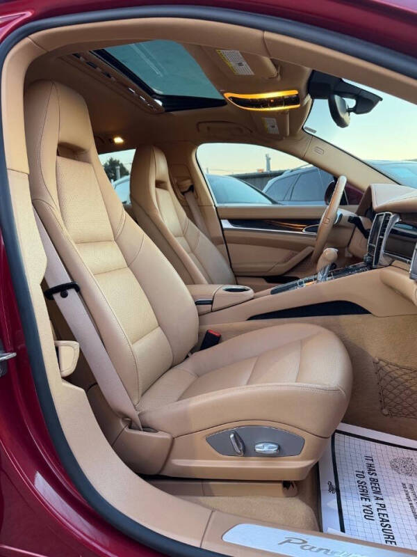 2011 Porsche Panamera