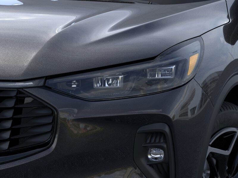 2026 Ford Escape Platinum