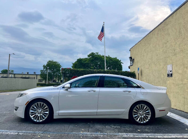 2014 Lincoln MKZ