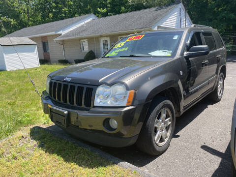 2006 Jeep Grand Cherokee for sale at Connecticut Auto Wholesalers in Torrington CT