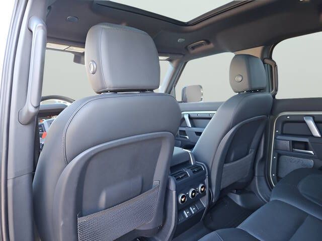2023 Land Rover Defender 110 X-Dynamic SE