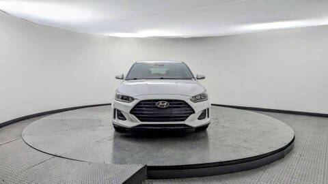 2019 Hyundai Veloster