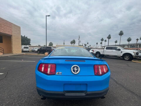 2011 Ford Mustang V6