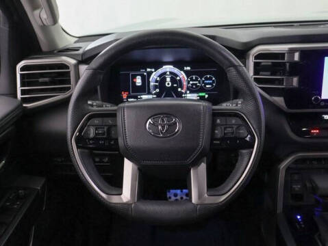 2024 Toyota Sequoia SR5