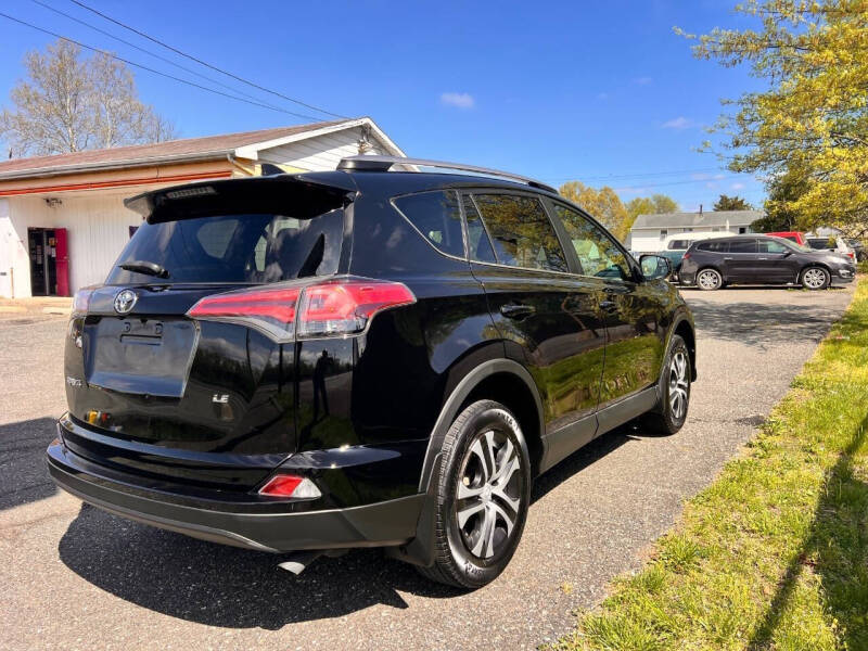 2017 Toyota RAV4 LE