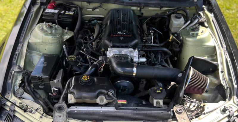 2005 Ford Mustang GT Deluxe