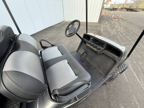 2019 E-Z-GO TXT