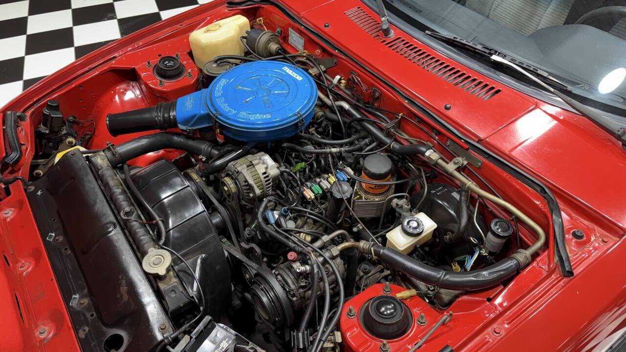 1985 Mazda RX-7 15