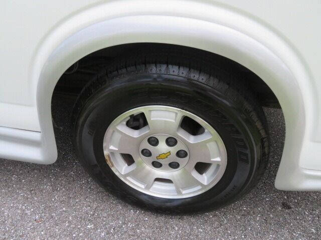 2010 Chevrolet Express LT 1500