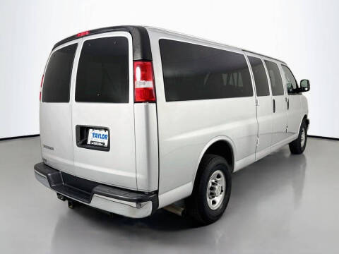 2023 Chevrolet Express LS 3500