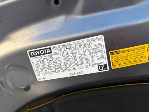 2014 Toyota Prius v Three