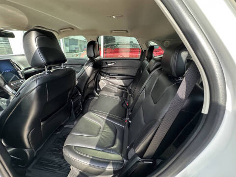 2021 Ford Edge Titanium