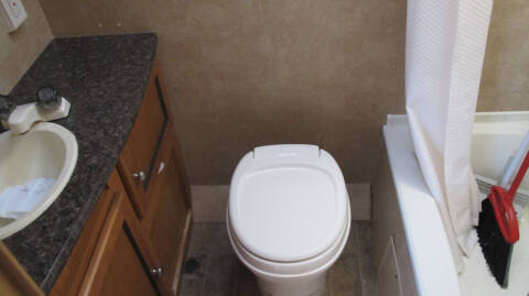 2012 R-Vision TLX 210 QB