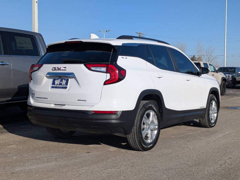2024 GMC Terrain SLE