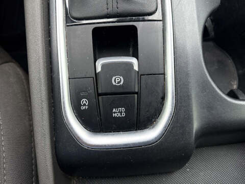 2020 Hyundai Santa Fe SE