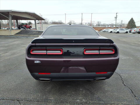 2022 Dodge Challenger SXT