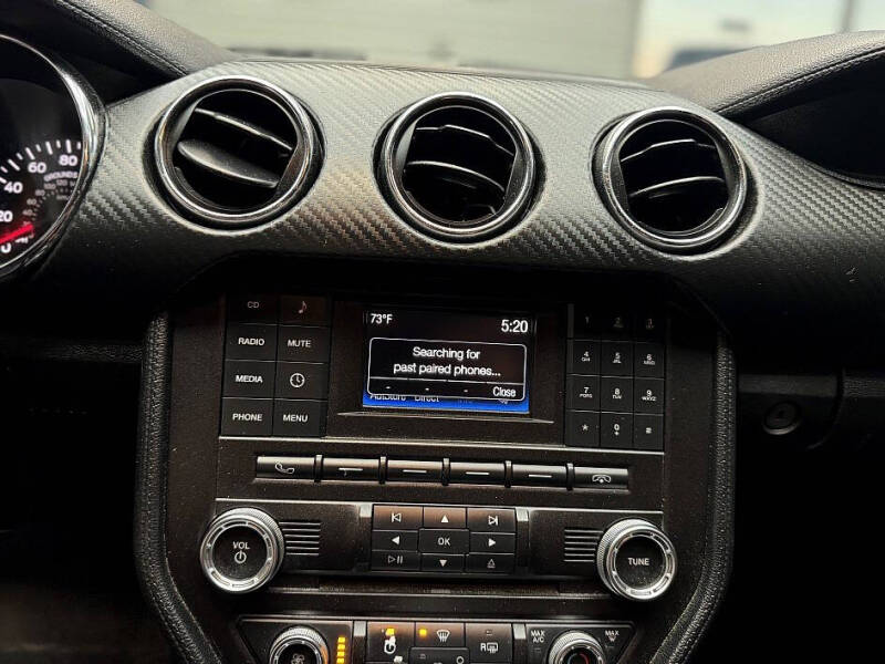 2017 Ford Mustang V6