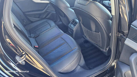 2017 Audi A4 2.0T quattro Prestige