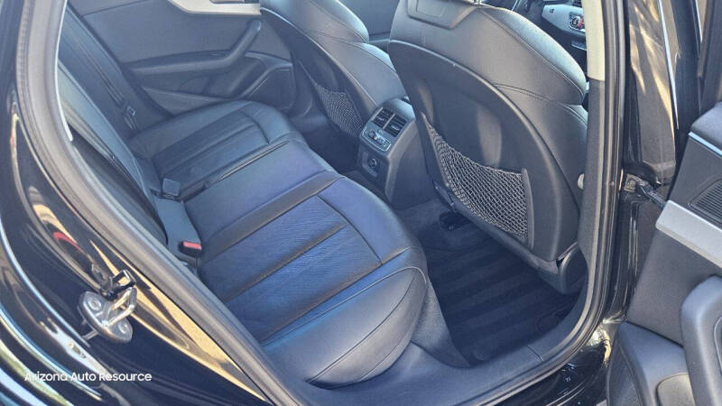 2017 Audi A4 2.0T quattro Prestige