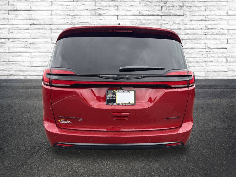 2026 Chrysler Pacifica Limited