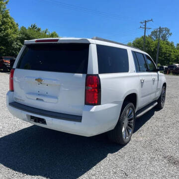 2017 Chevrolet Suburban LT