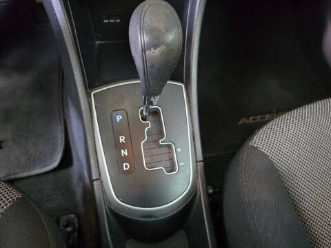 2012 Hyundai Accent GS