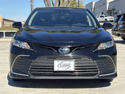 2024 Toyota Camry LE