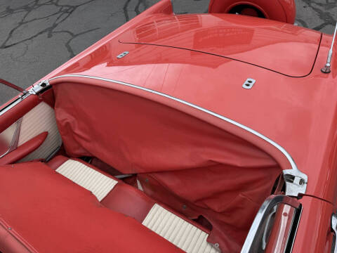 1956 Ford Thunderbird