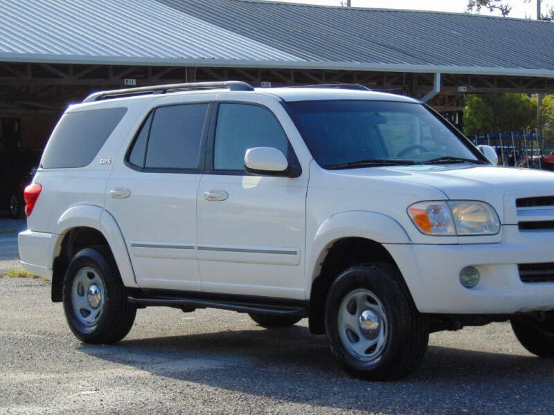 2005 Toyota Sequoia SR5