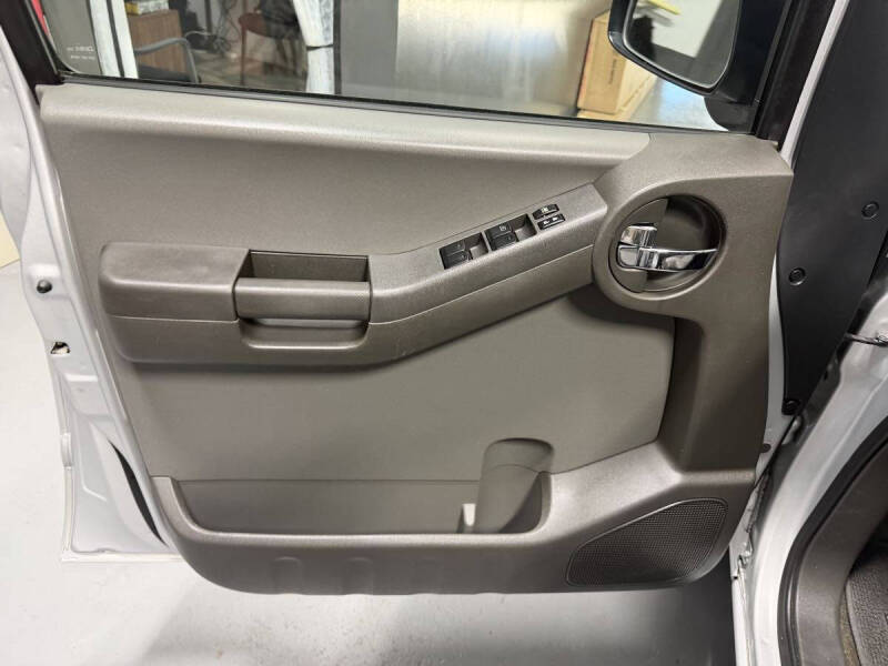 2013 Nissan Xterra S