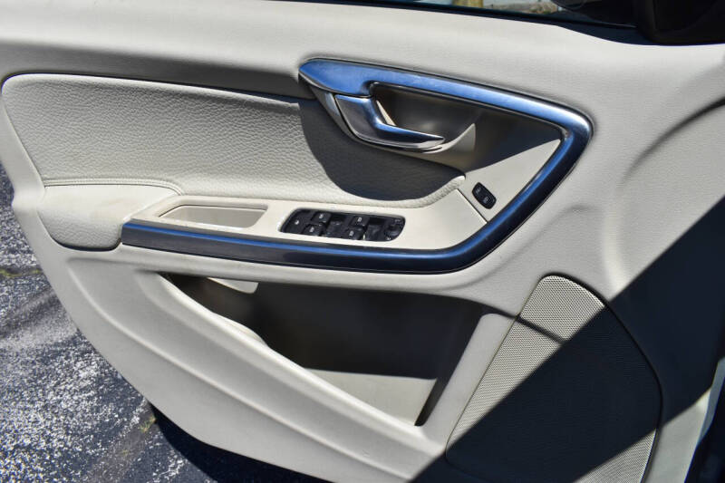2012 Volvo S60 T5